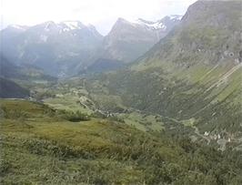 The incredible descent to Geirangerfjord